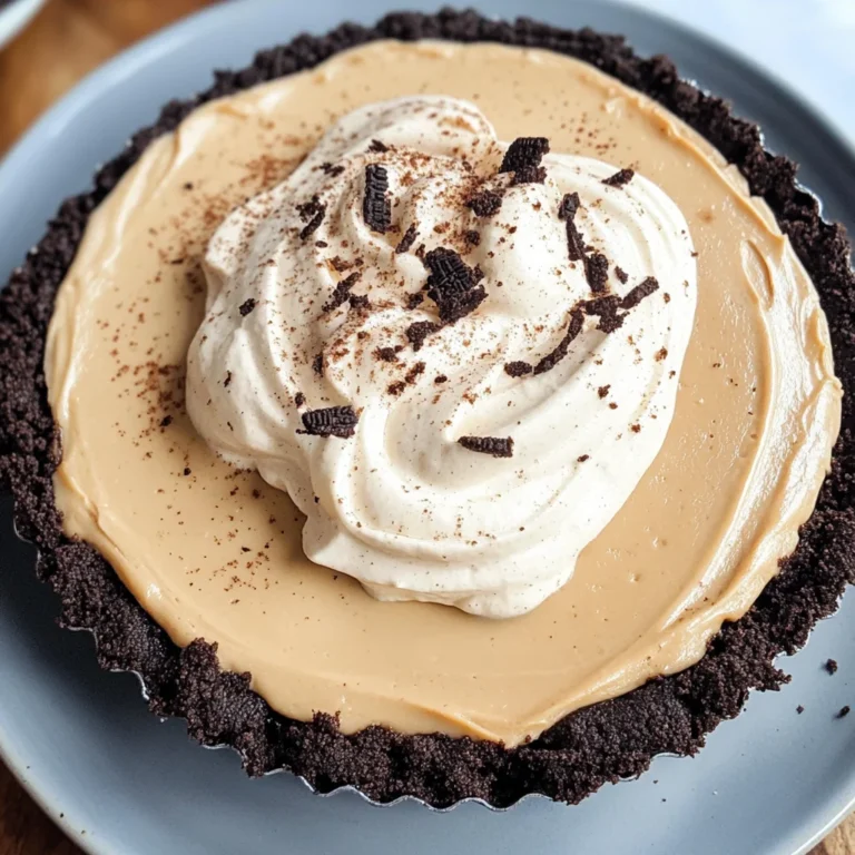 Creamy Coffee Pie Recipe (No Bake, 6 Ingredients)